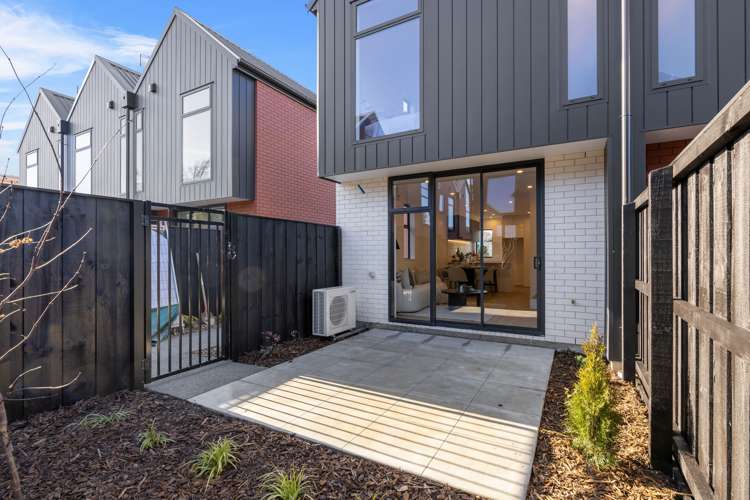 7/5 Donald Place Merivale - Christchurch City_5