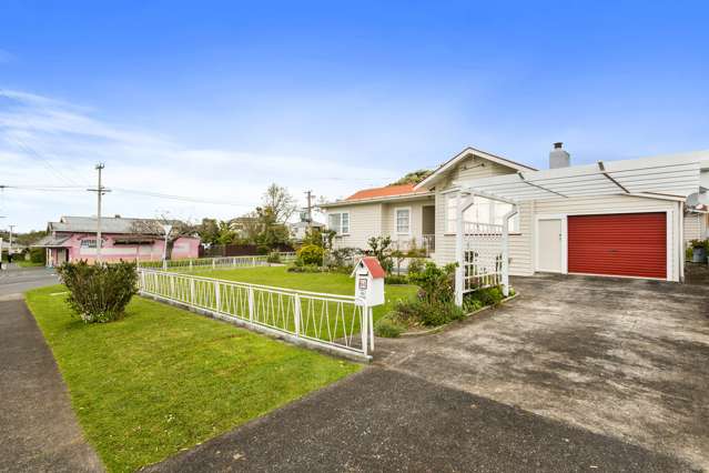 64 Fowlds Avenue Sandringham_1