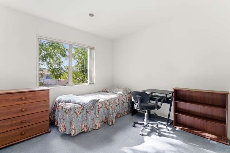 2/38 Fields Parade Oteha_11