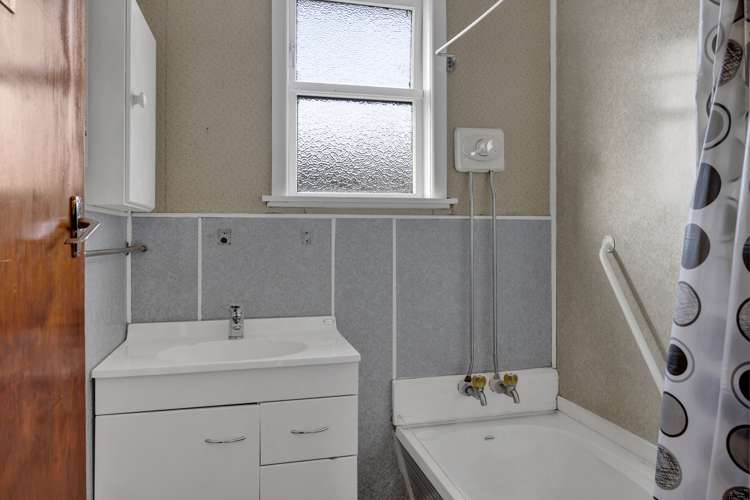 4 Buchanan Place Hawera_9