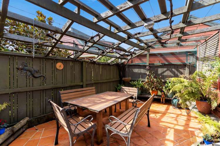 2/6 Kallaroo Place Botany Downs_14