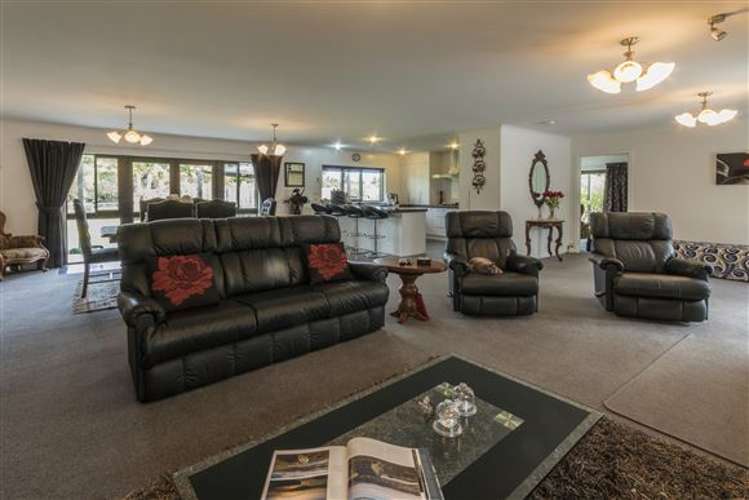 9 Adair Road Haast_13