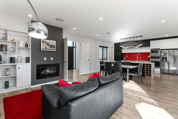 7 Hapukupuku Avenue Beachlands_4