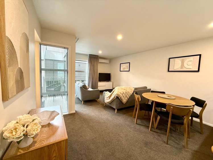 3/3 Grove Road Addington_4