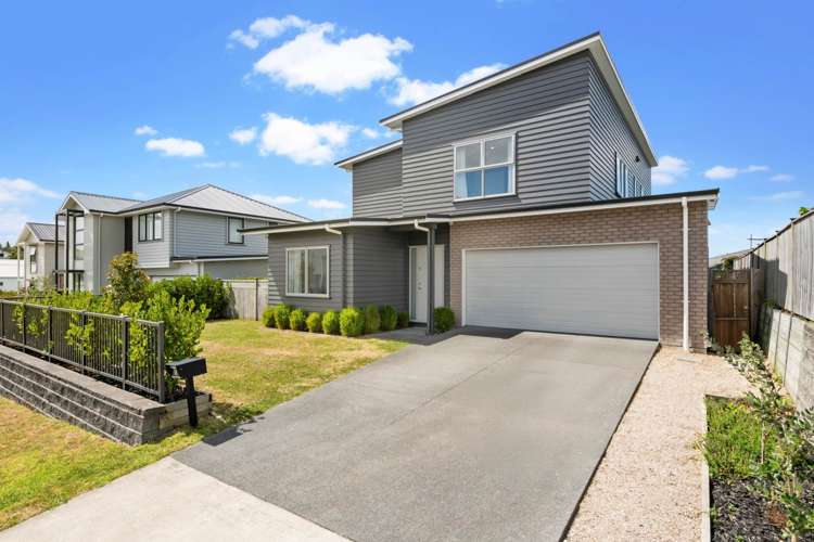 18 Taikura Avenue Red Beach_22