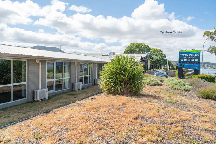 4/76 Lake Terrace Taupo_3