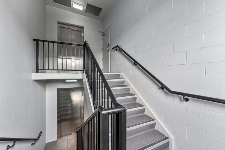 2D/4 Kell Drive Albany_21