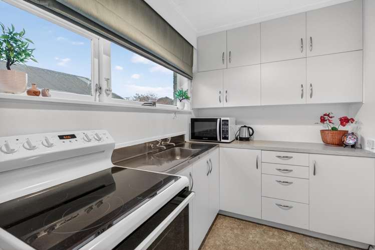 4/250 Muritai Road Eastbourne_7