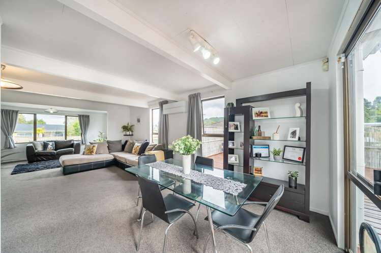 1 Garth Lane Maoribank_8