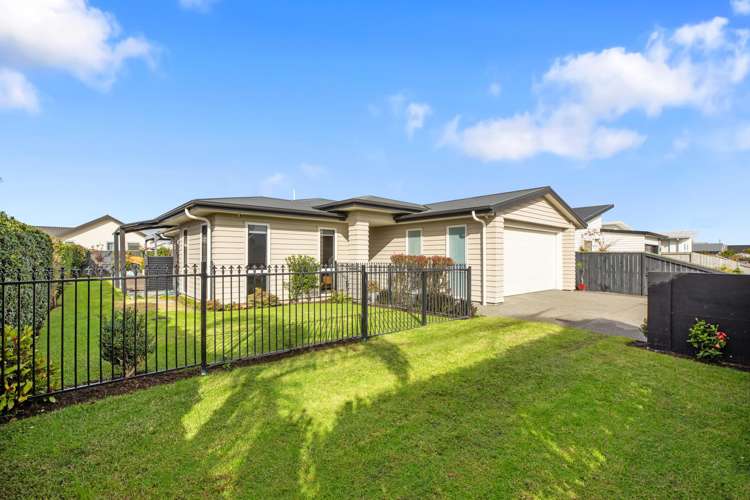 77 Sandhurst Drive_2