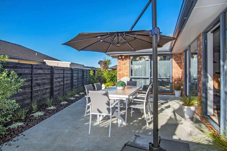 50 Ocean View Rise Ruakaka_16