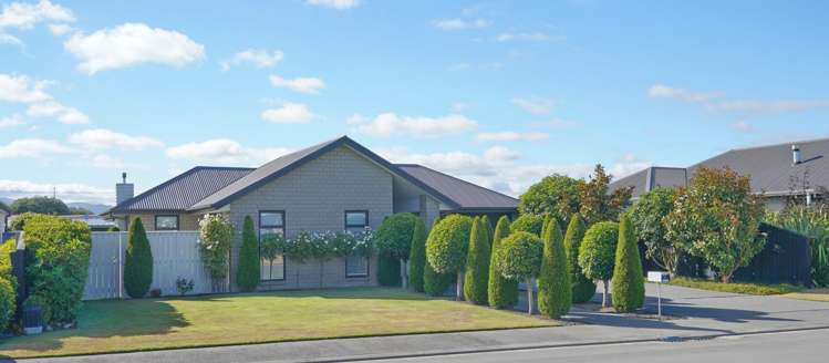 52 Faulks Drive Lincoln_30