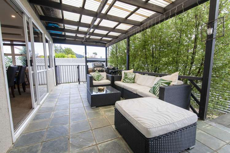 19 Harpham Street Taradale_16