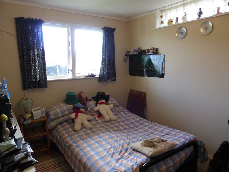 32 Parklands Drive Karori_8