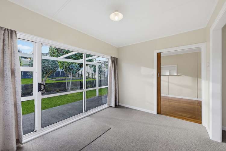 71 Ngamotu Road Spotswood_7