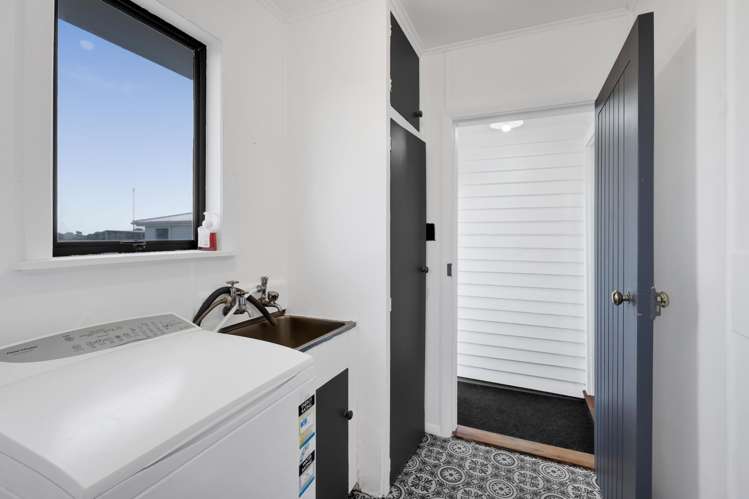 4923 South Road Opunake_16