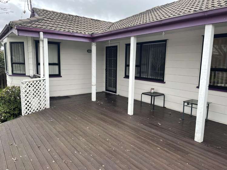 2/1 Barbados Dr Unsworth Heights_18