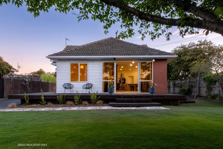 34 Achilles Street Burwood_15