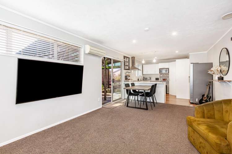 41 Cleat Street Whitby_13