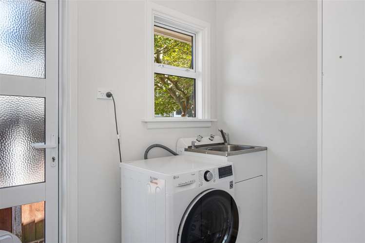 24 Flower Street Bryndwr_19