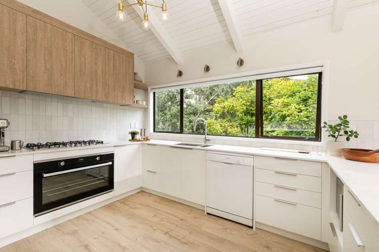 26 Fitzwilliam Drive Torbay_4