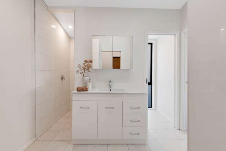 22a Charles Street Hauraki_7