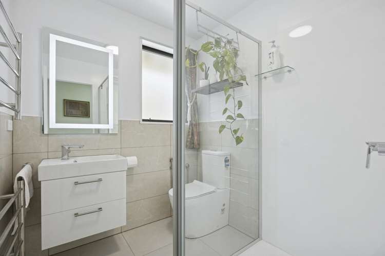 16 Lauder Street Company Bay_16