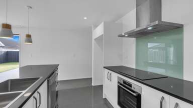 19 Helicon Street_4