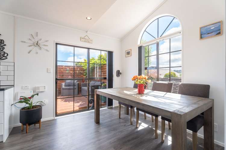 15 Kentwood Drive Woodridge_7