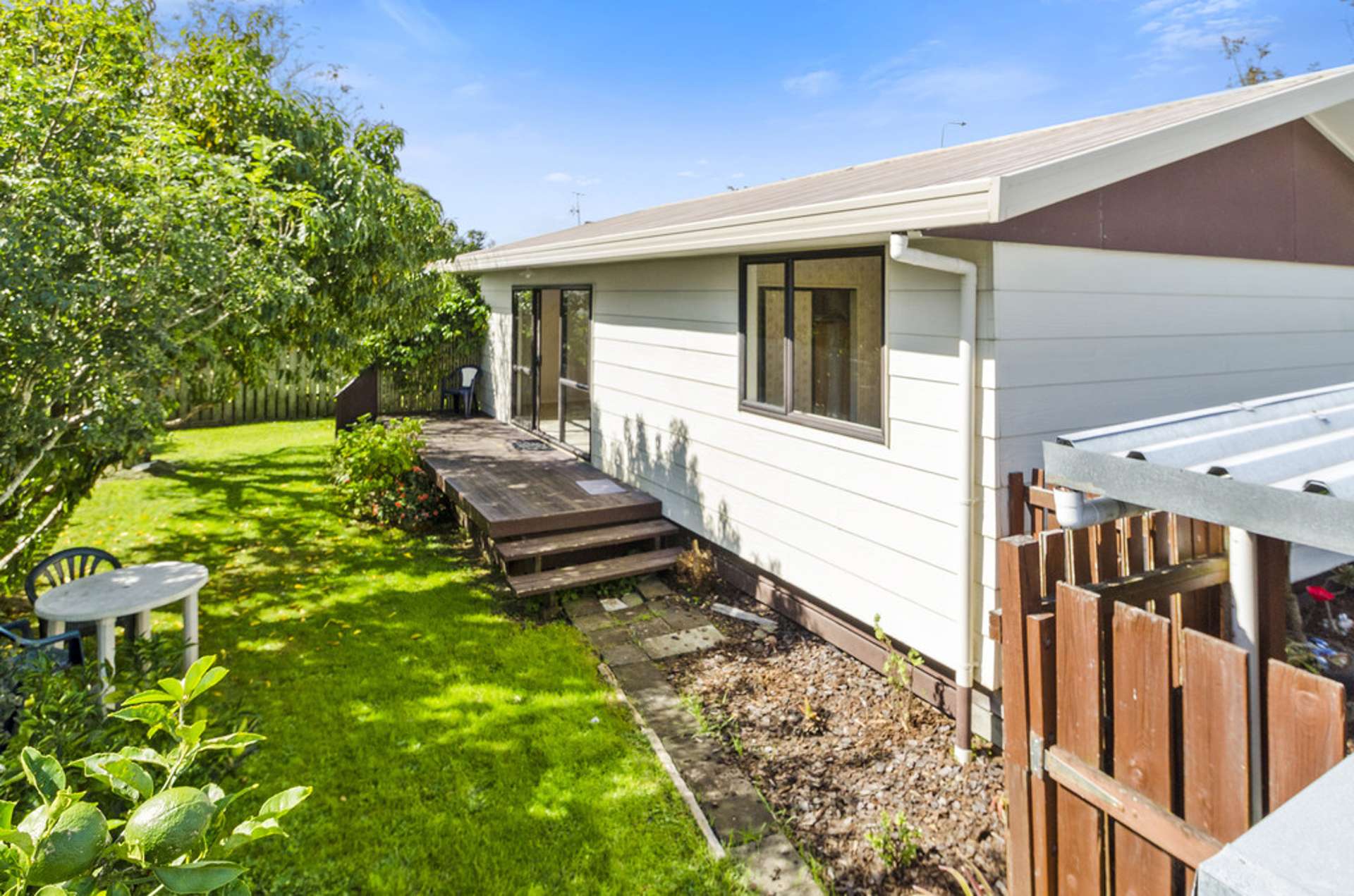 2/25 Thomas Road Mangere_0