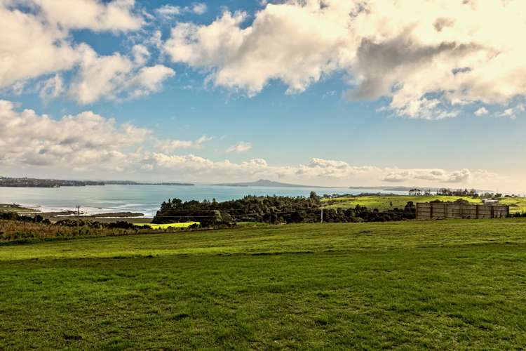 1 Maea Rise Beachlands_16