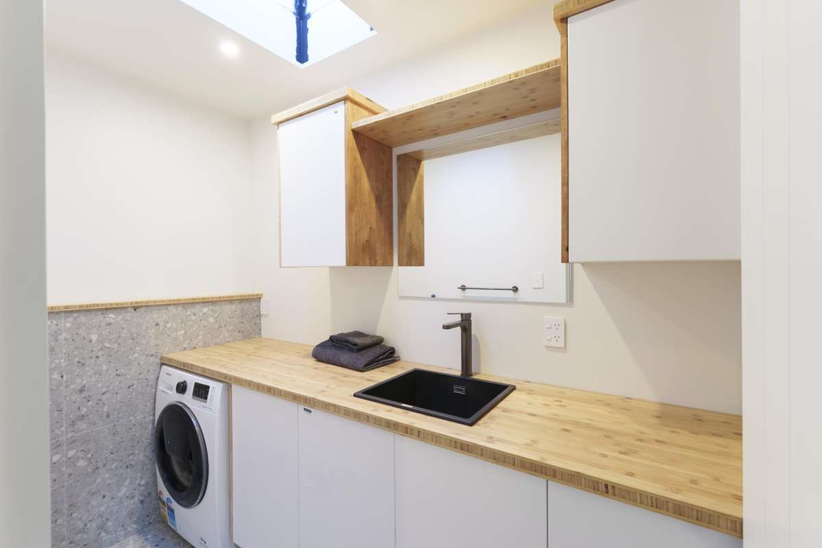 2/7 Glenys Place_5