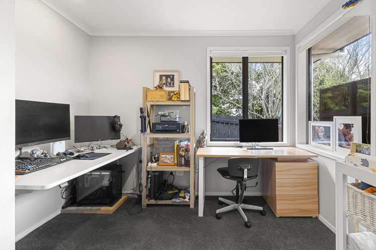 113 Edinburgh Street Pukekohe_13