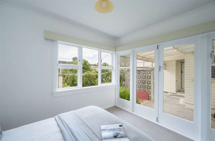 16 Jenner Road Toi Toi_14