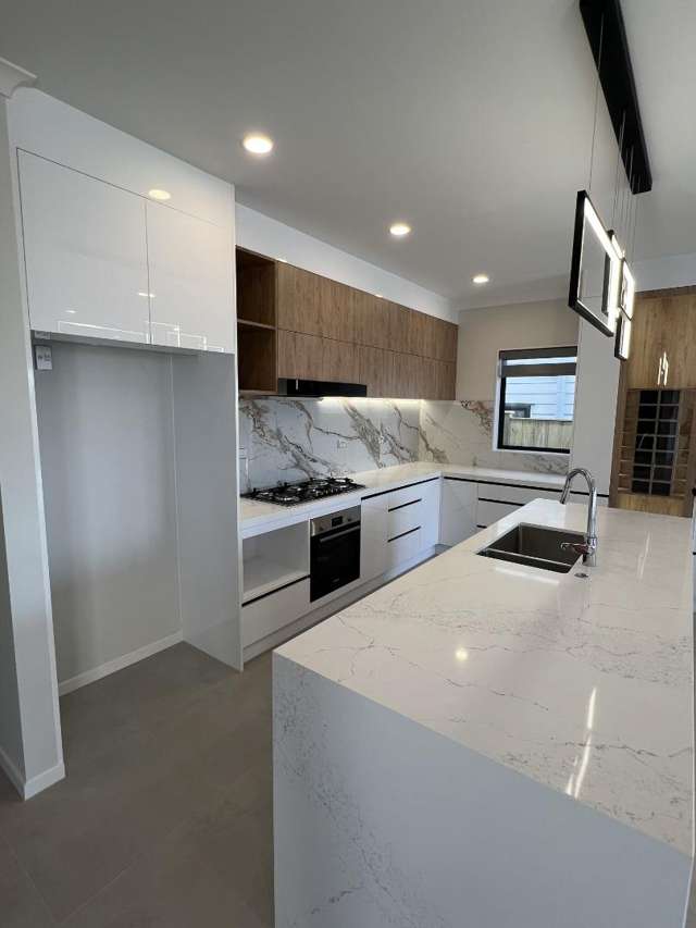 35a Ksenia Drive Flat Bush_1