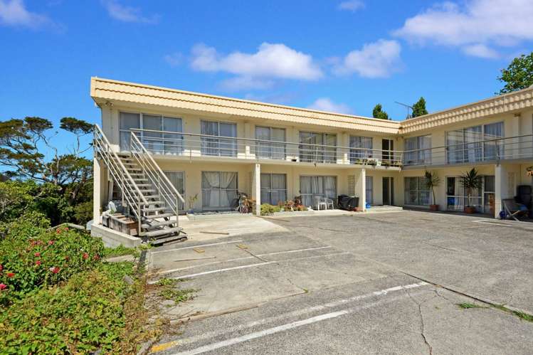 15/19a Verbena Road Birkdale_16