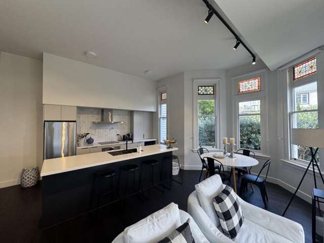 6/7 Beverley Street Merivale_1