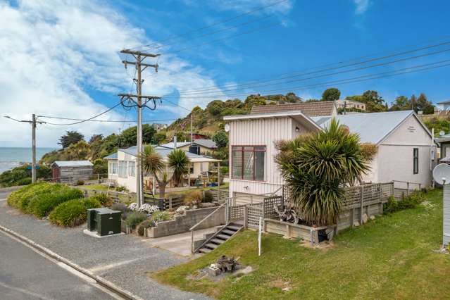 1 Rimu Street Kaka Point_1