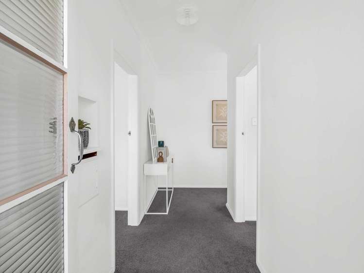 18 Dudley Street Levin_21