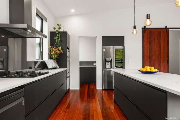 18A Niccone Place Bombay_5