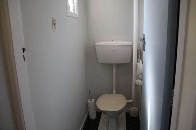 6 Erskine Street Tuatapere_13