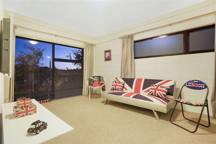 3 Kaihu Street Northcote_18