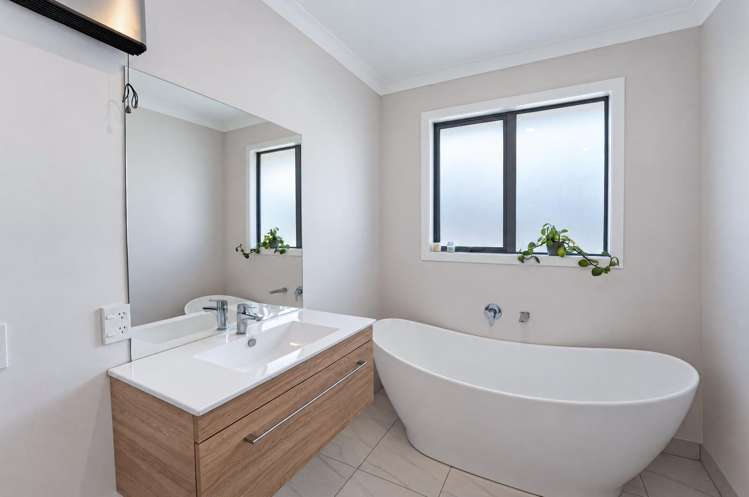 5 Upton Lane Richmond_21