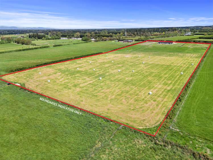 64 Bruces Road Sefton_18