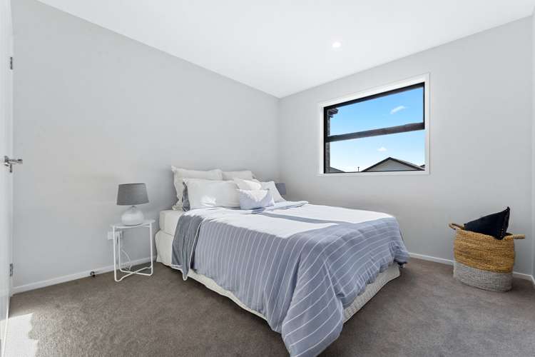 17 Puhitahi Hill Road Paerata_12