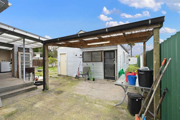 28 Pine Avenue Bader_14