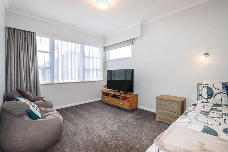 43 Guy Street Dannevirke_16