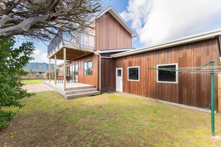 26 Reeves Street Waikanae Beach_21
