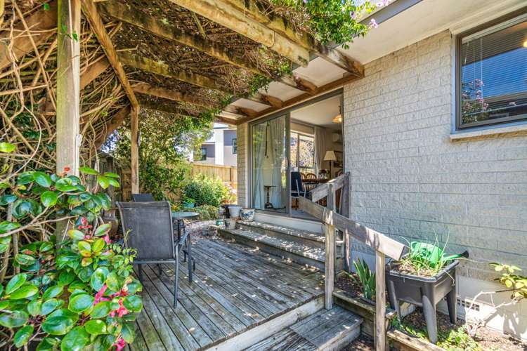 2/84 Weatherly Road Torbay_13