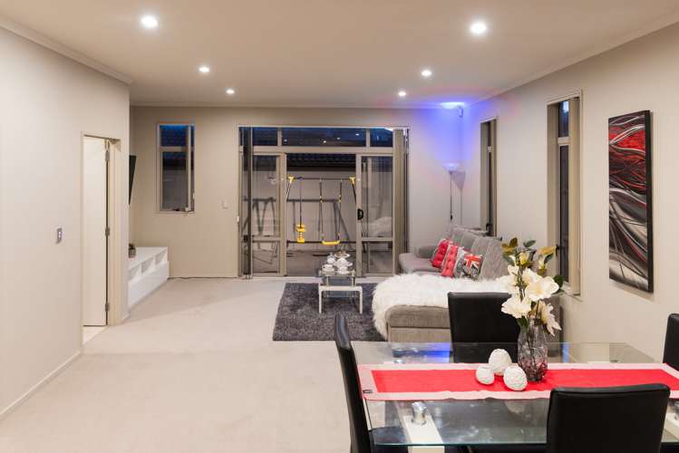 135 Baverstock Road Flat Bush_24